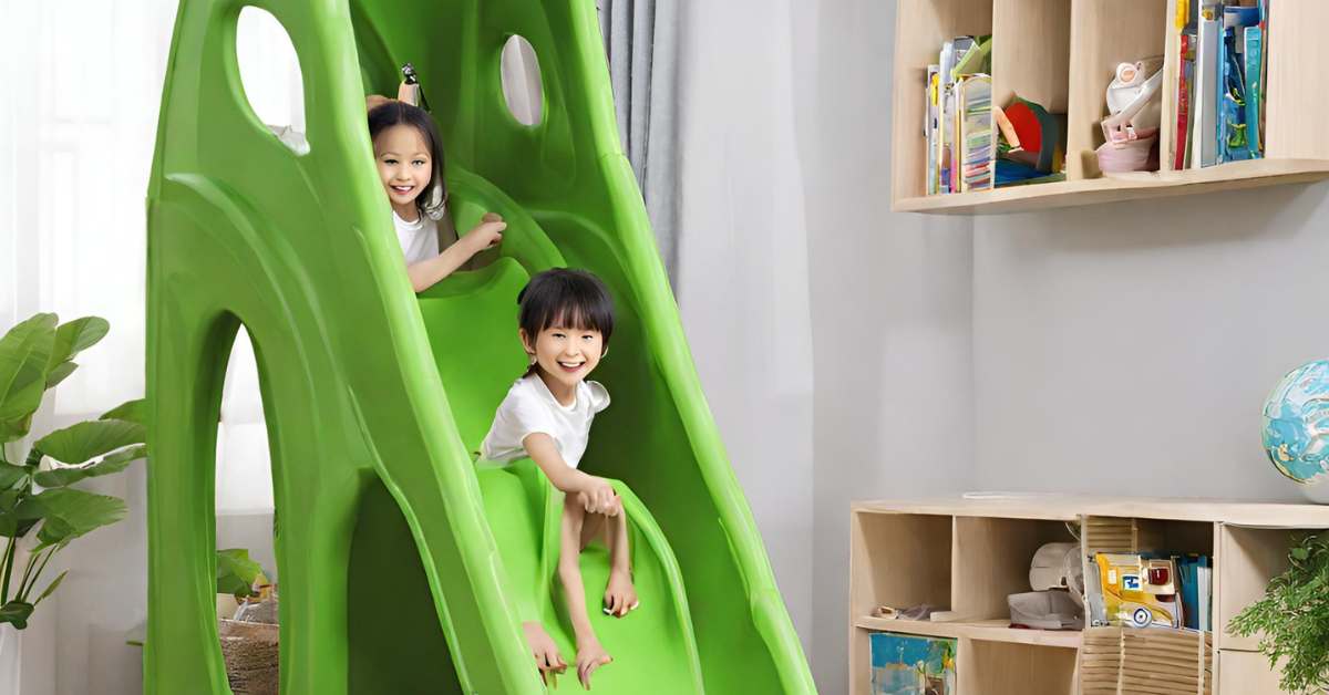 Cầu trượt trong nhà cho bé