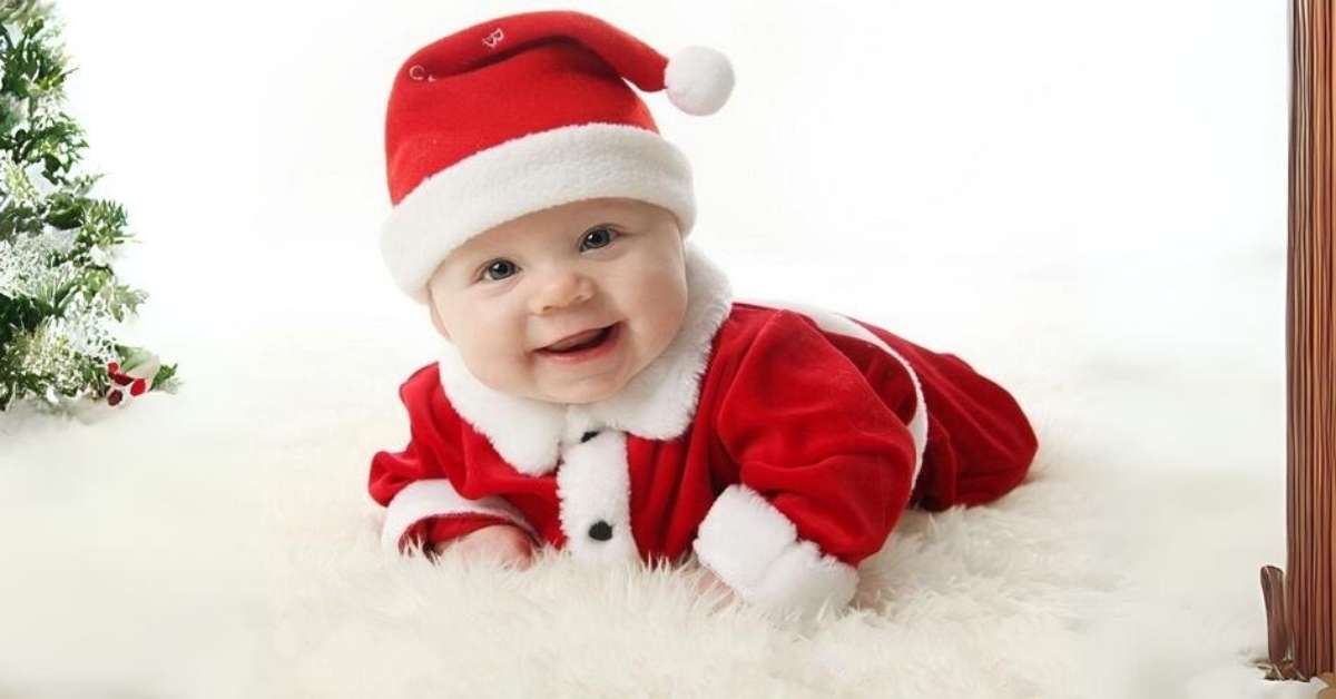 Bộ đồ ông già noel làm quà noel cho bé trai 1 tuổi