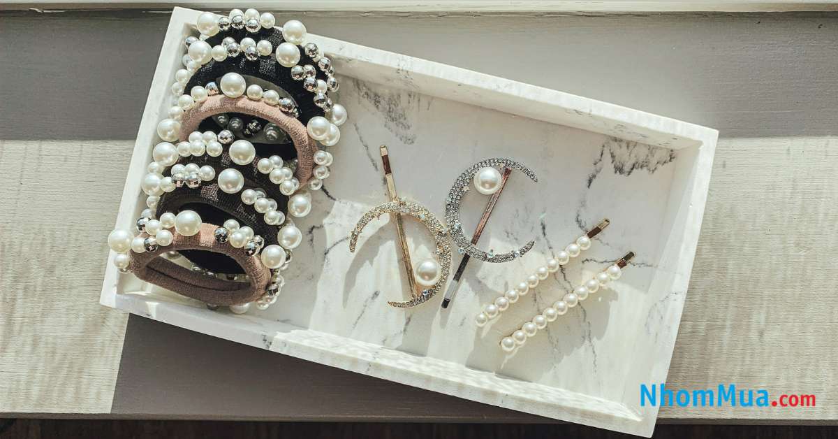 Kẹp tóc tặng các bạn nữ ngày 20 10