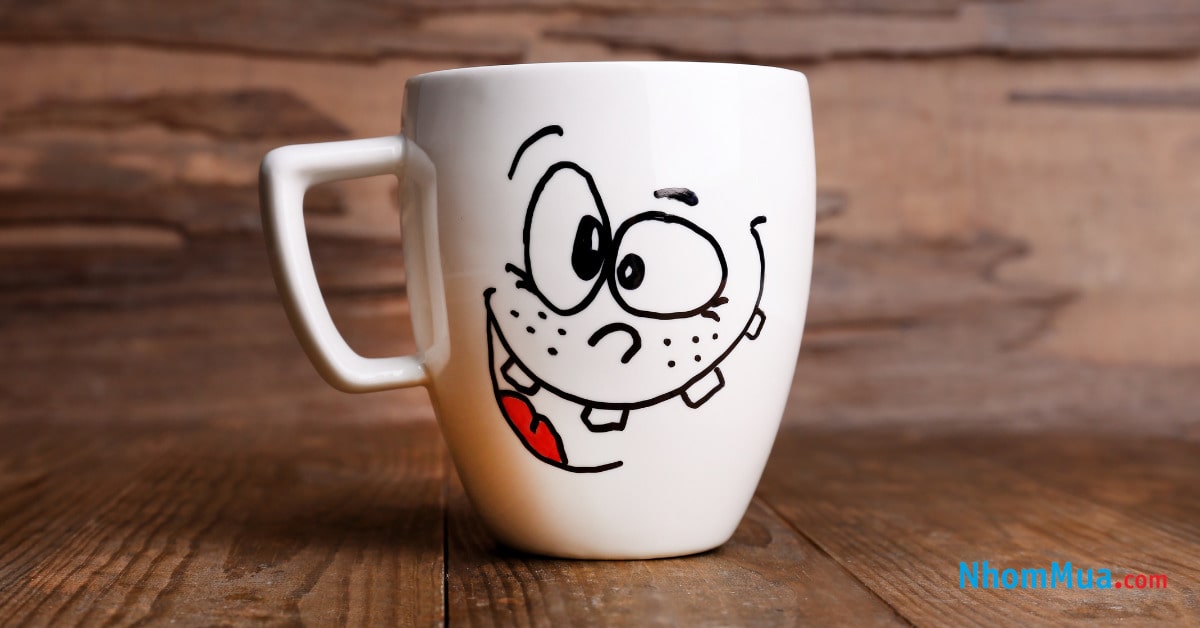 Chiếc ly sứ không quá cầu kỳ nhưng lại rất ý nghĩa