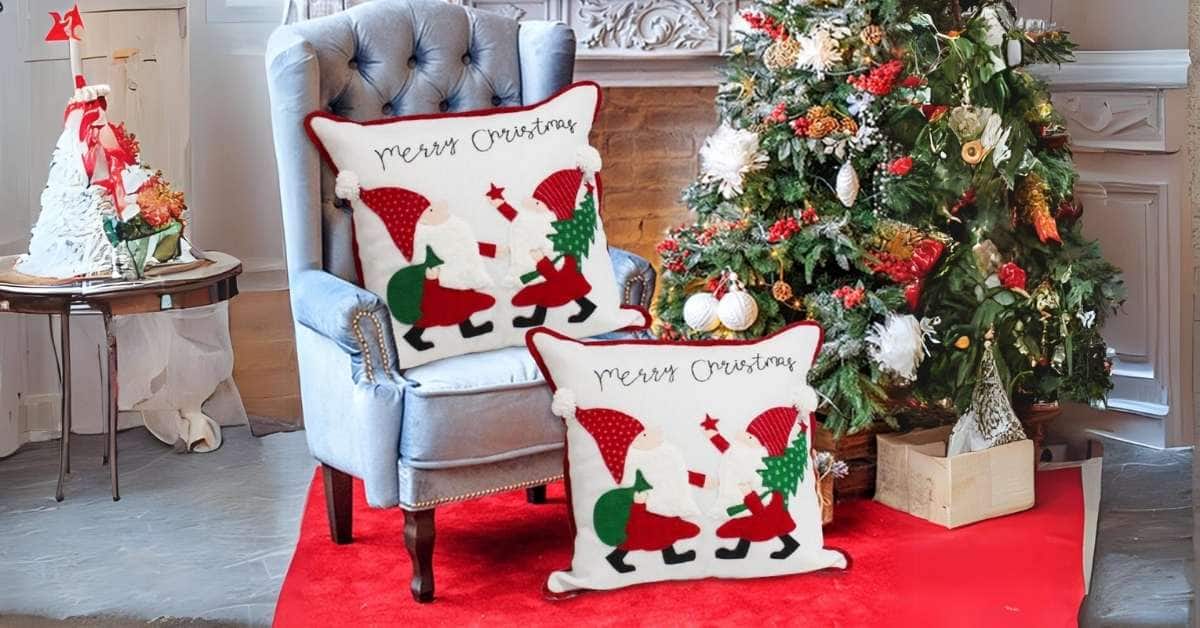 Tự thêu gối chủ đề giáng sinh làm quà noel cho bé trai 1 tuổi